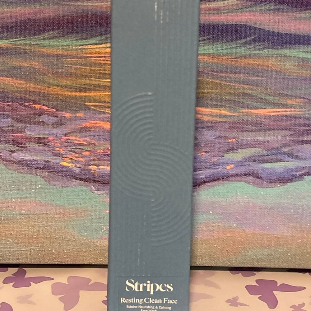 Stripes Resting Clean Face Wash Ectoine Nourishing & Calming Face Wash